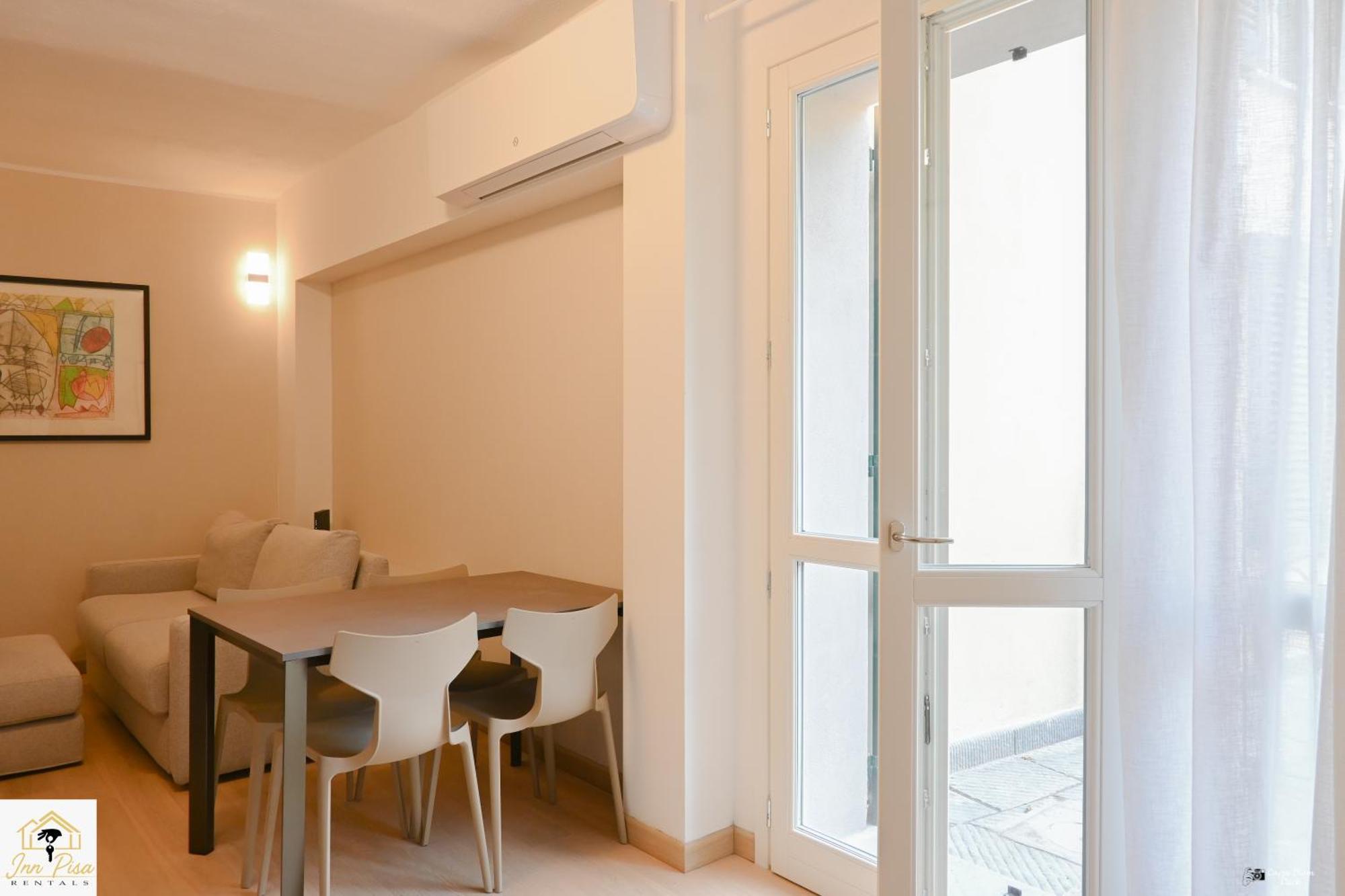 - Tower Flat Apartment *